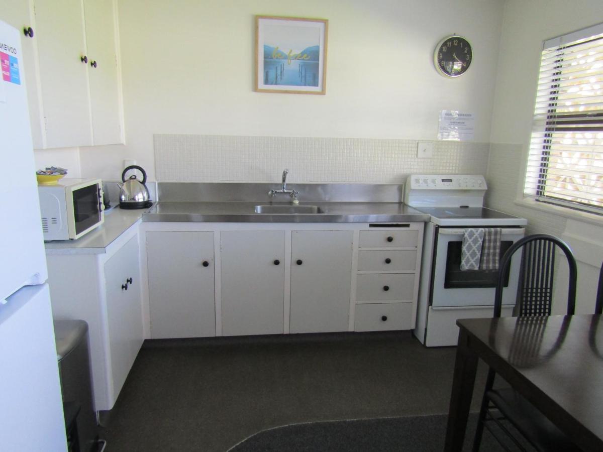 Anchorage Motel Whitianga Exteriör bild