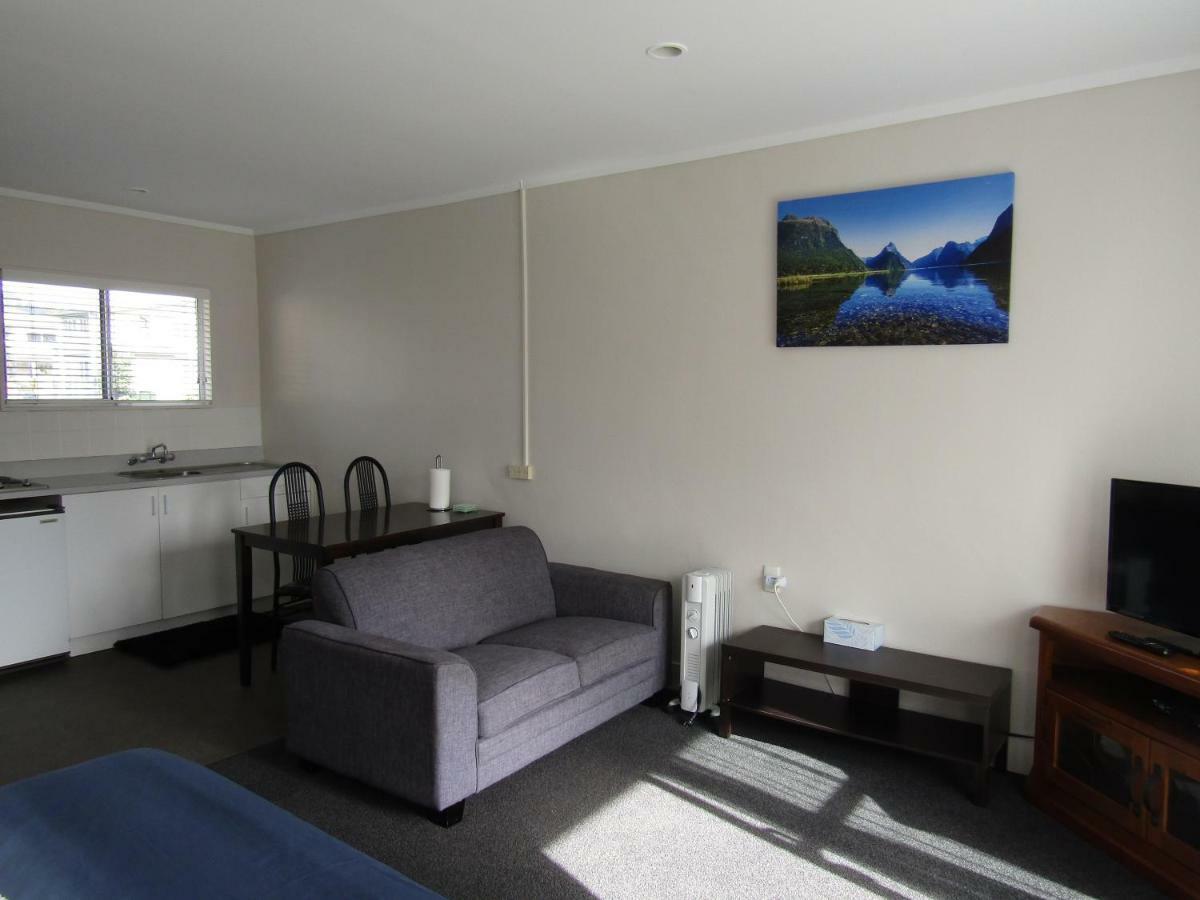 Anchorage Motel Whitianga Exteriör bild