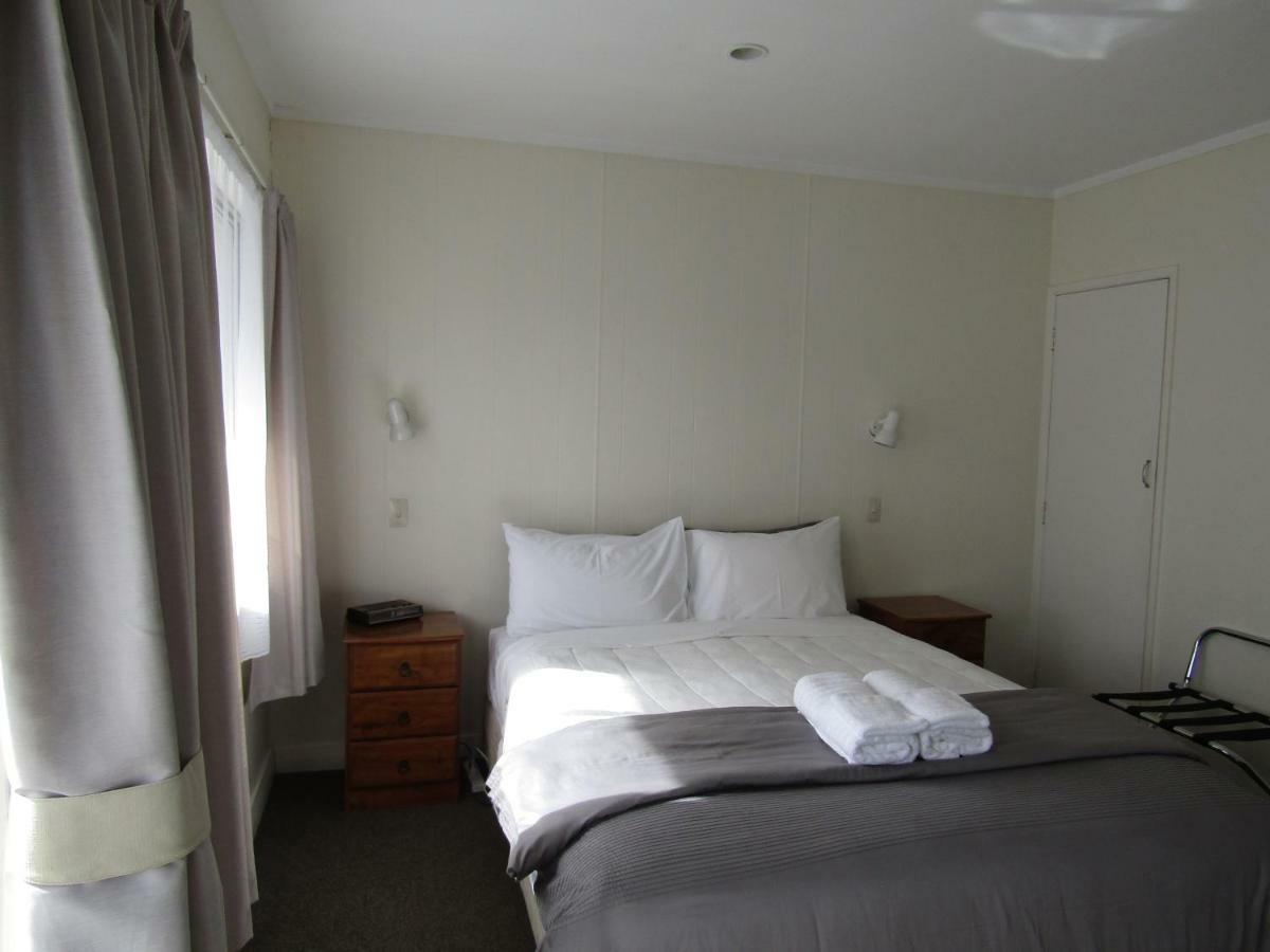 Anchorage Motel Whitianga Exteriör bild